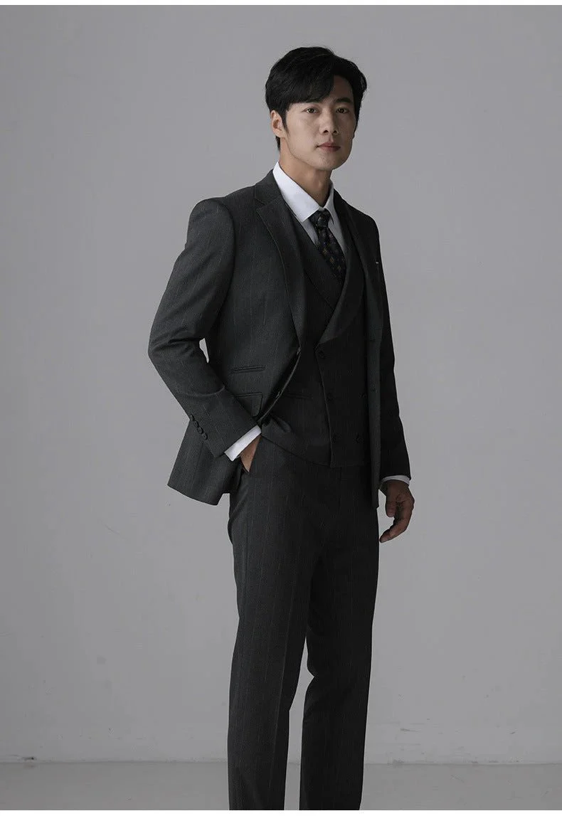 Men's Slim Fit Tuxedo Suit 3 Piece Formal Wedding Evening Wear Set - Image 4