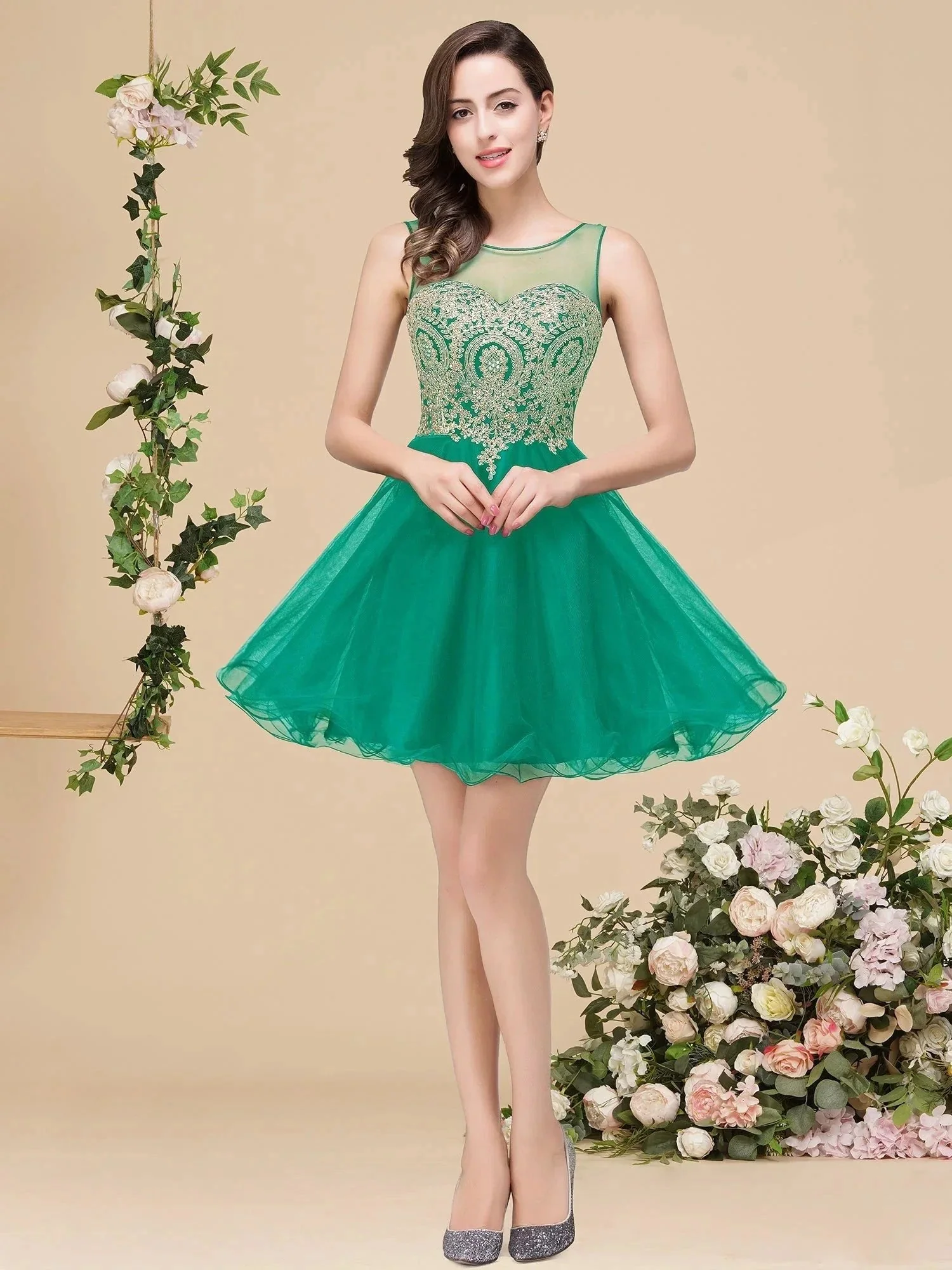 A-line Crew Short Sleeveless Appliques Prom Dresses - Image 5