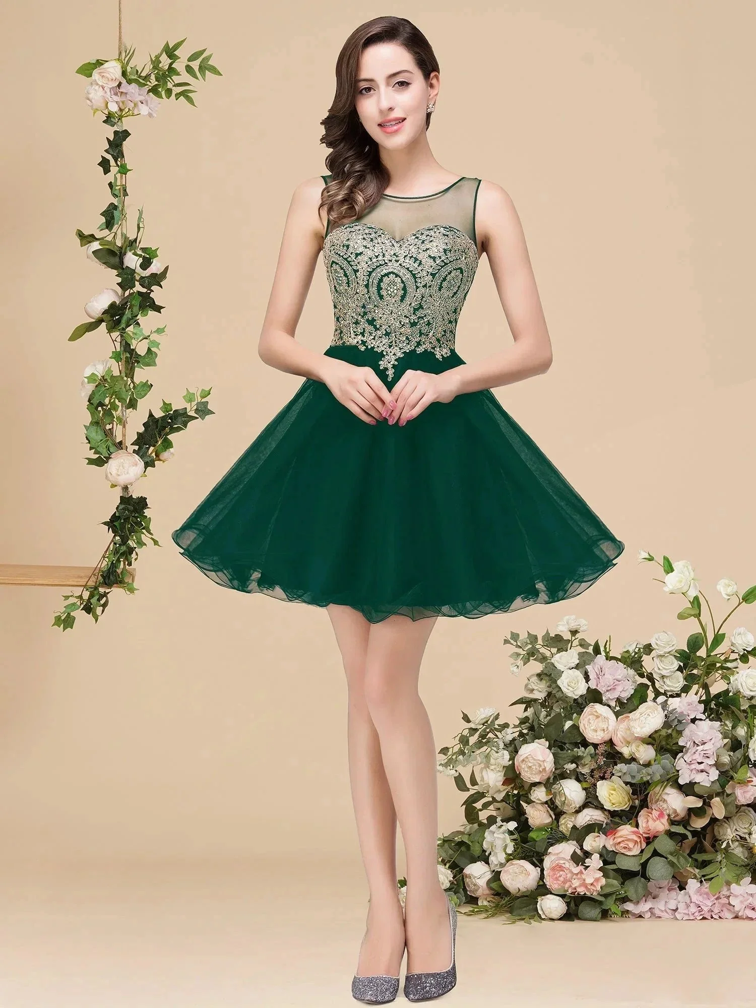 A-line Crew Short Sleeveless Appliques Prom Dresses - Image 8