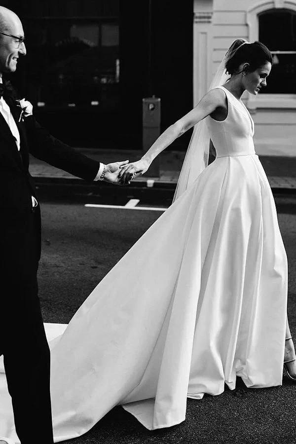 A Line Deep V Neck Open Back White Long Wedding Dresses Bridal Gown WD641 - Image 4