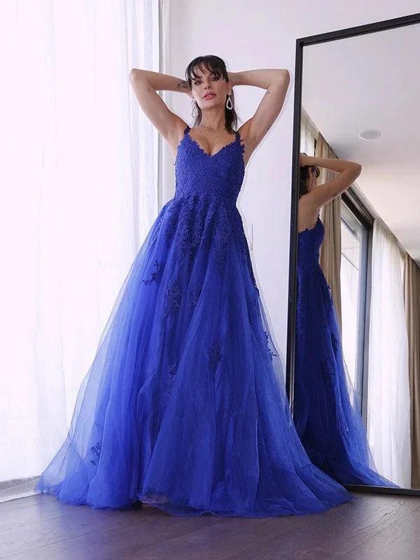 A-Line/Elegant Tulle V-neck Sleeveless Applique Prom Dresses - Image 2