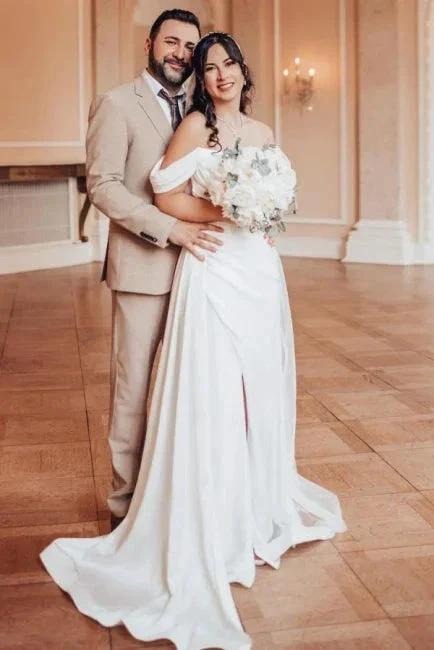 A-Line Elegant V-Neck Off-The Shoulder Split Front Strapless Wedding Dresses with Ruffles - Image 3
