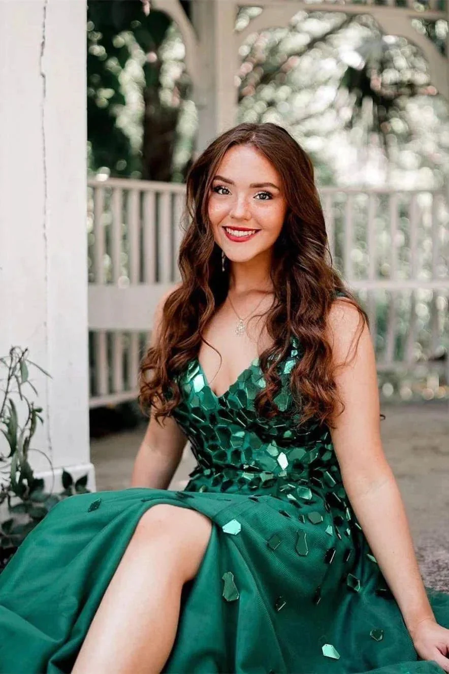 Shelly | A-Line Green V-Neck Sequins Long Prom Dress - Image 2