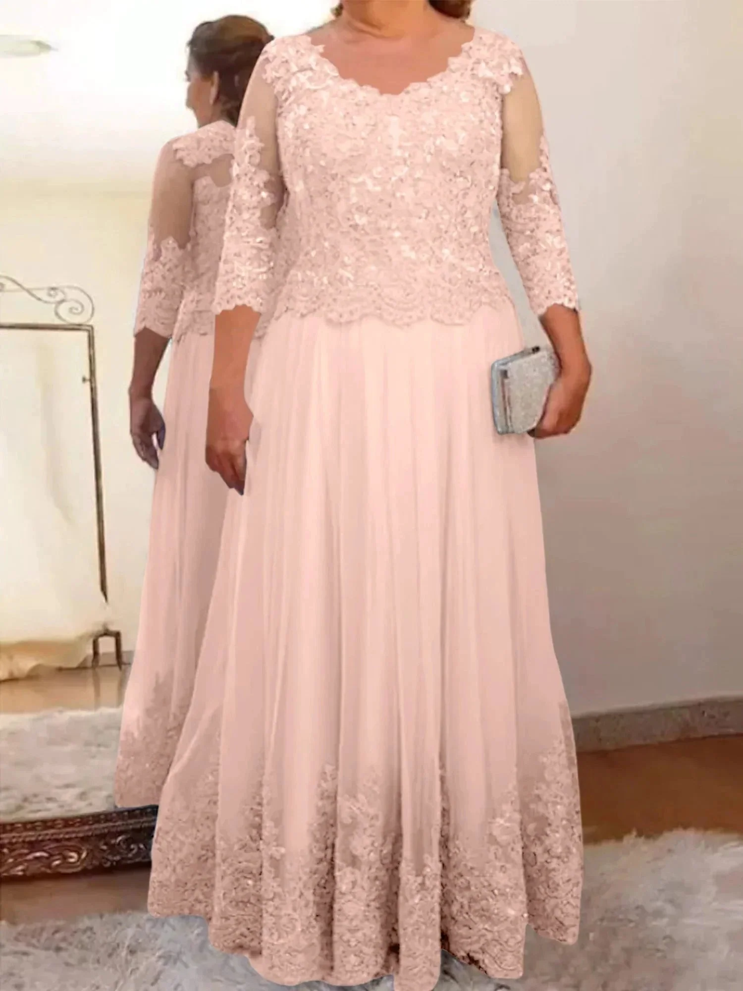 A-Line/Princess Tulle Mother of the Bride Dresses with Applique - Image 4