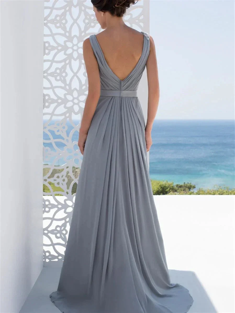 A-Line/Princess V-Neck Floor-Length Mother of the Bride Dresses - Image 2