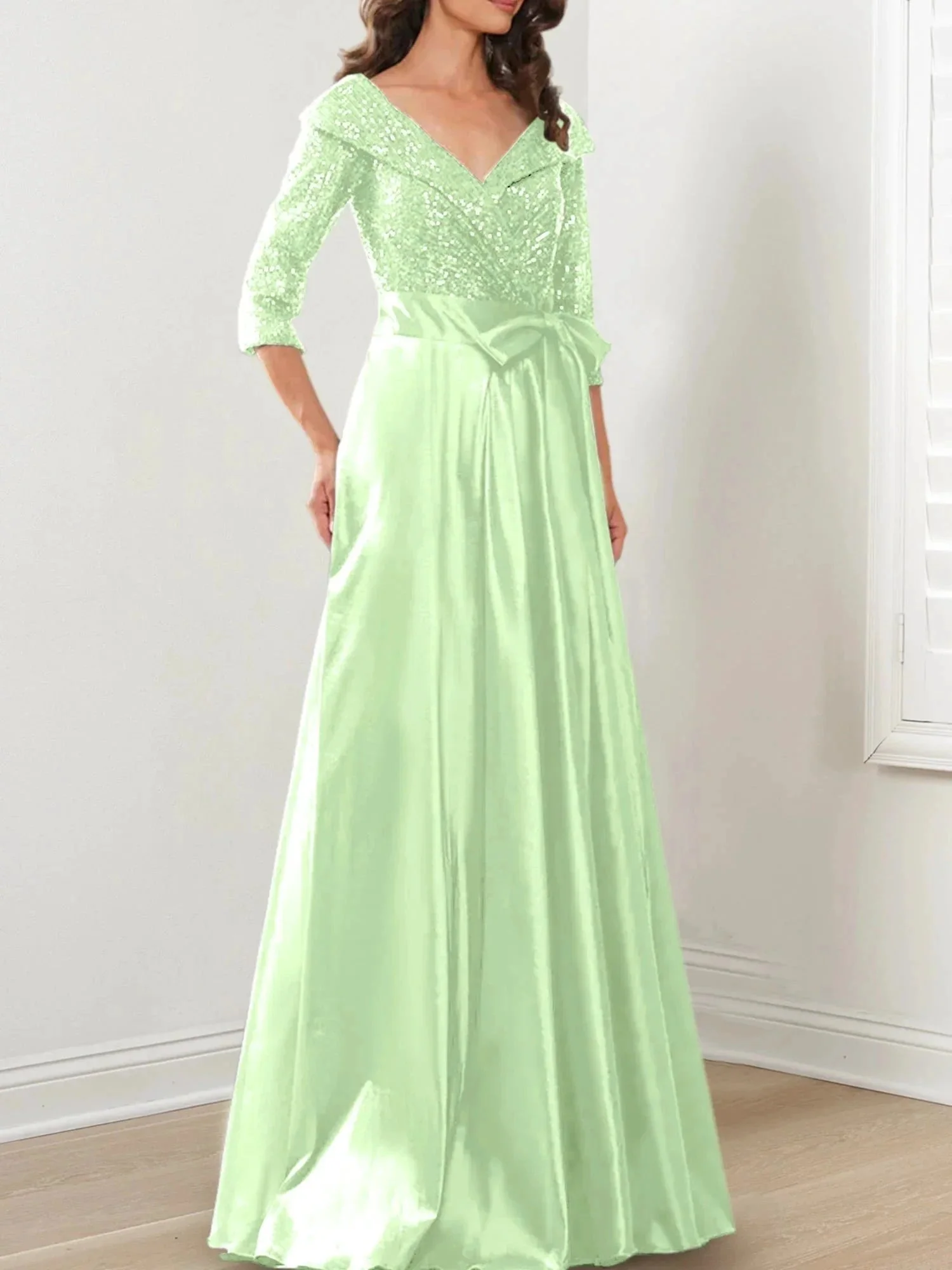A-Line/Princess V-Neck Floor-Length Mother of the Bride Dresses - Image 27