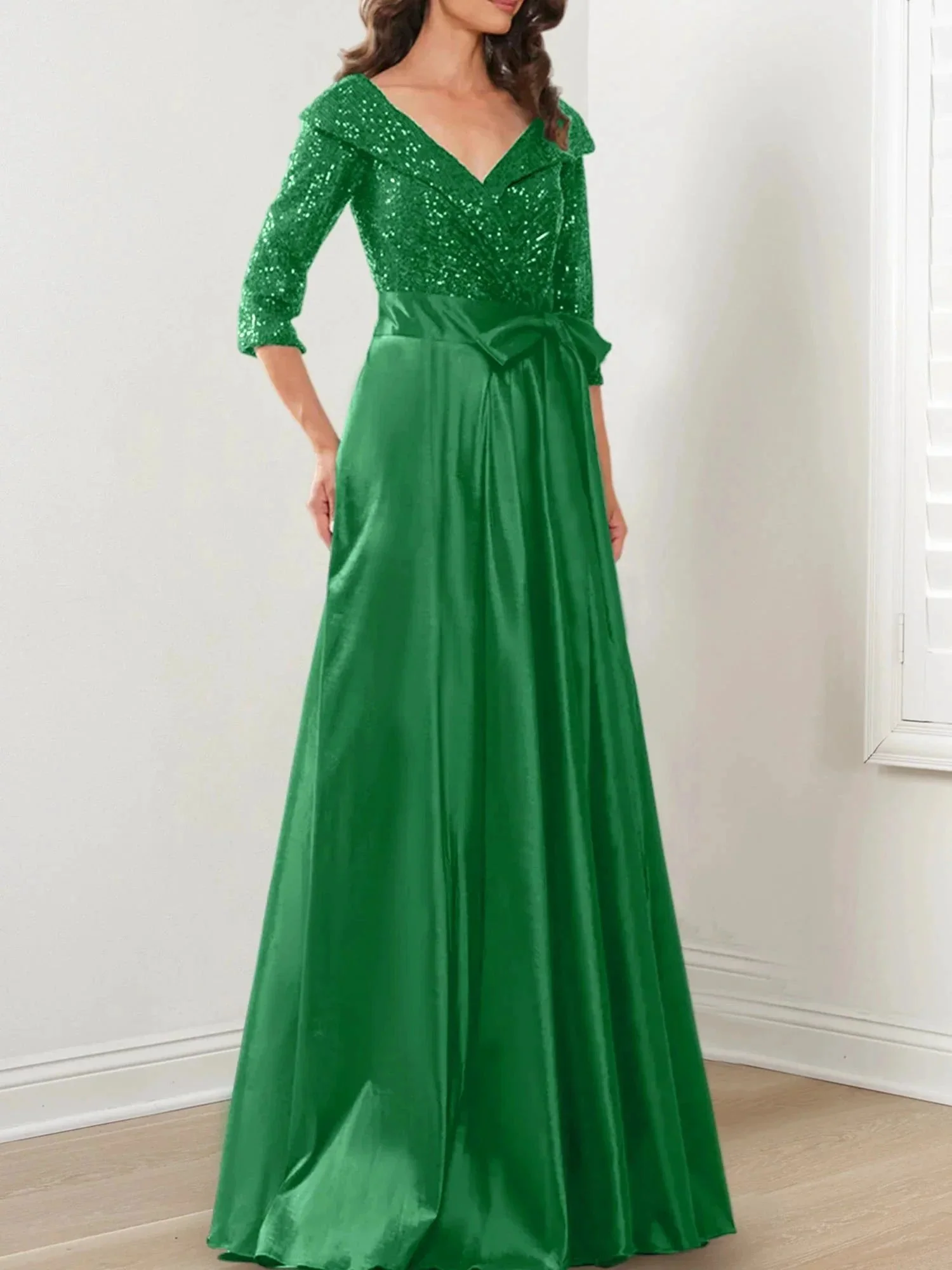 A-Line/Princess V-Neck Floor-Length Mother of the Bride Dresses - Image 28