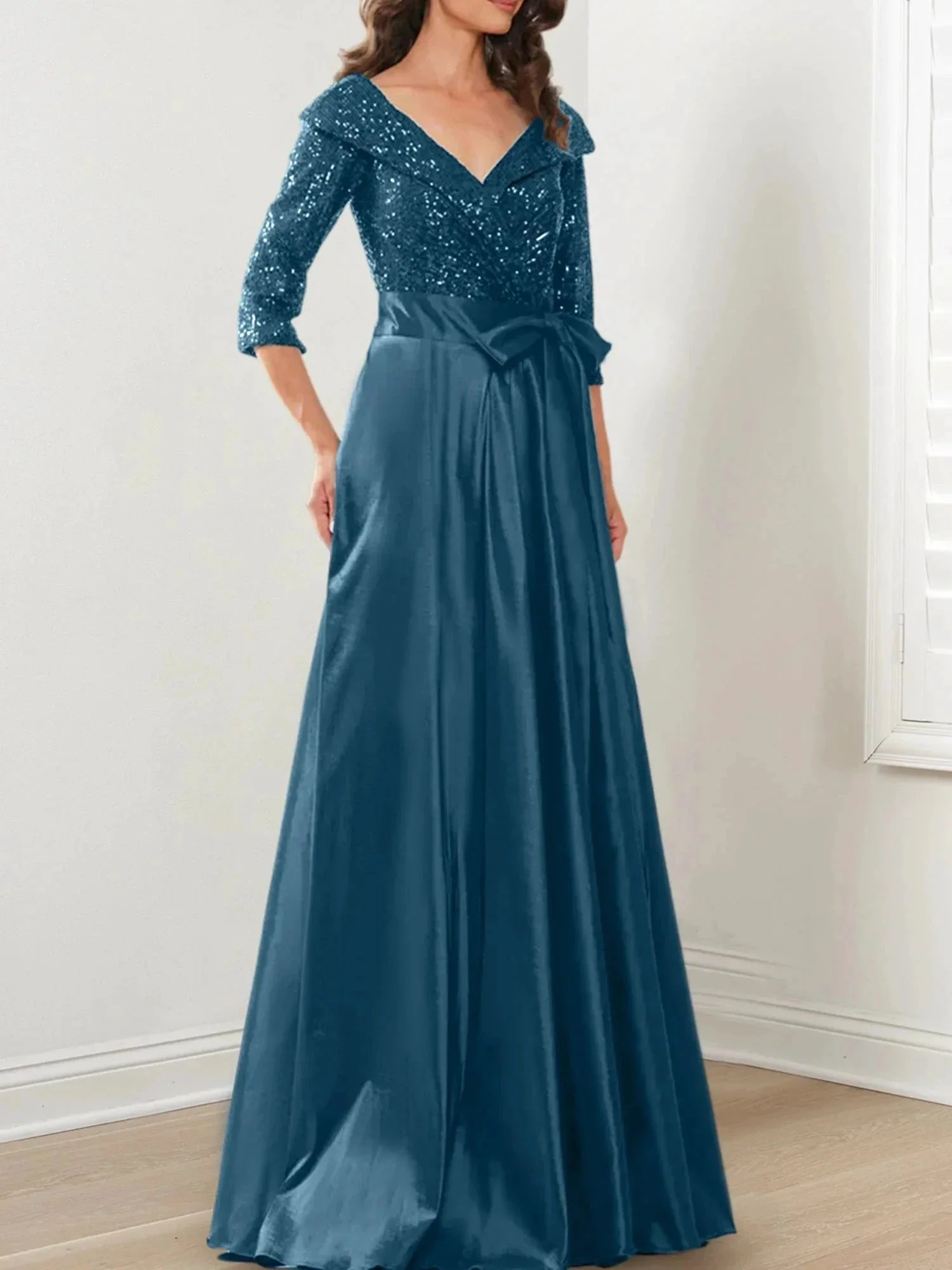 A-Line/Princess V-Neck Floor-Length Mother of the Bride Dresses - Image 35