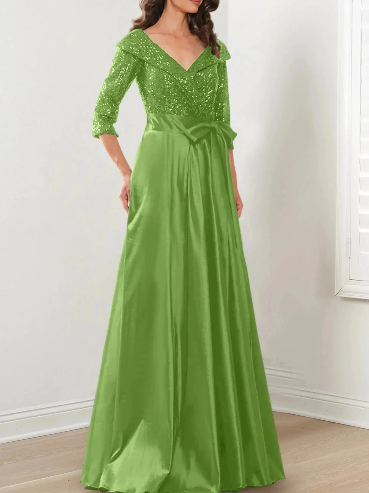 A-Line/Princess V-Neck Floor-Length Mother of the Bride Dresses - Image 50