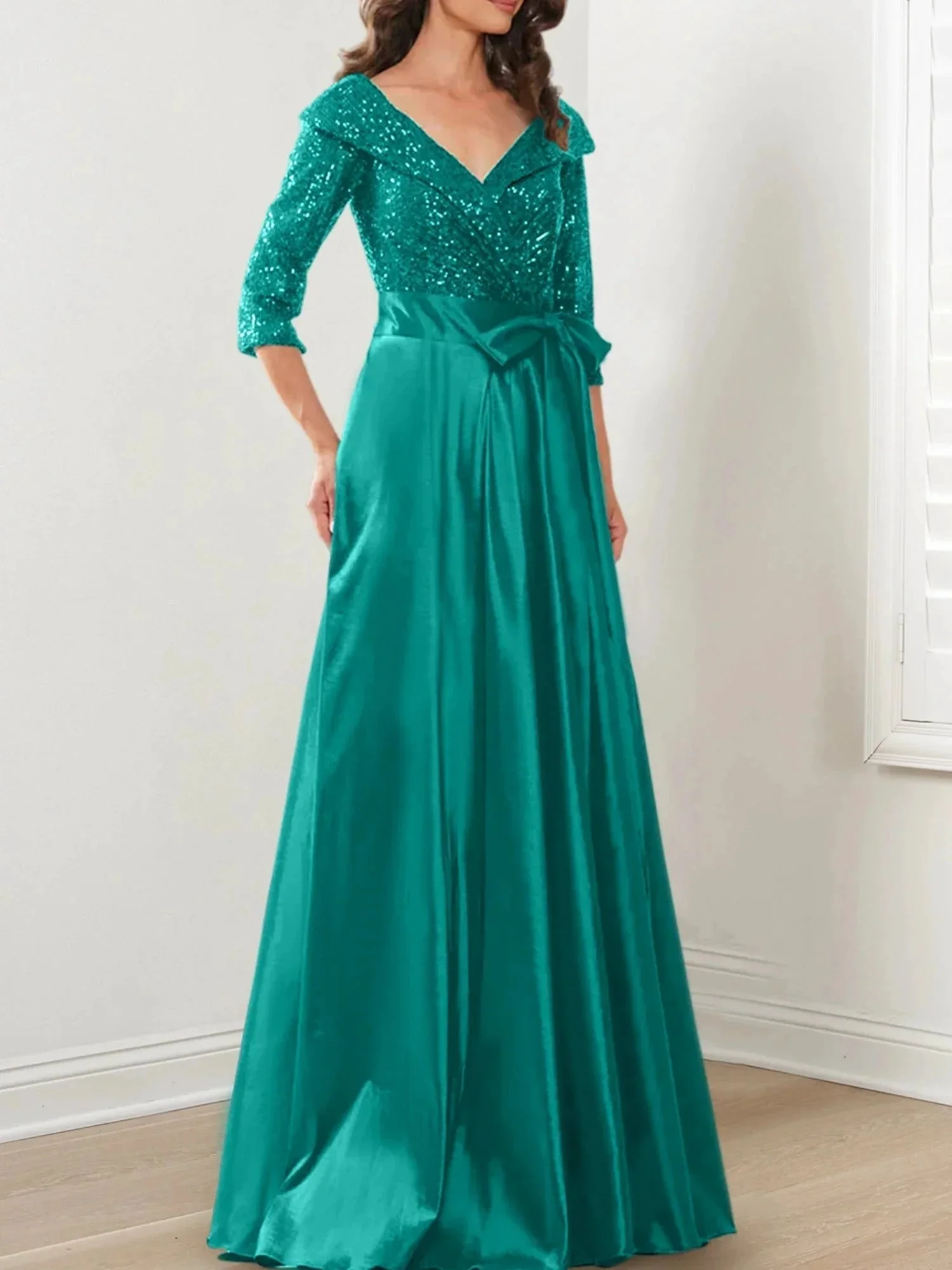 A-Line/Princess V-Neck Floor-Length Mother of the Bride Dresses - Image 6