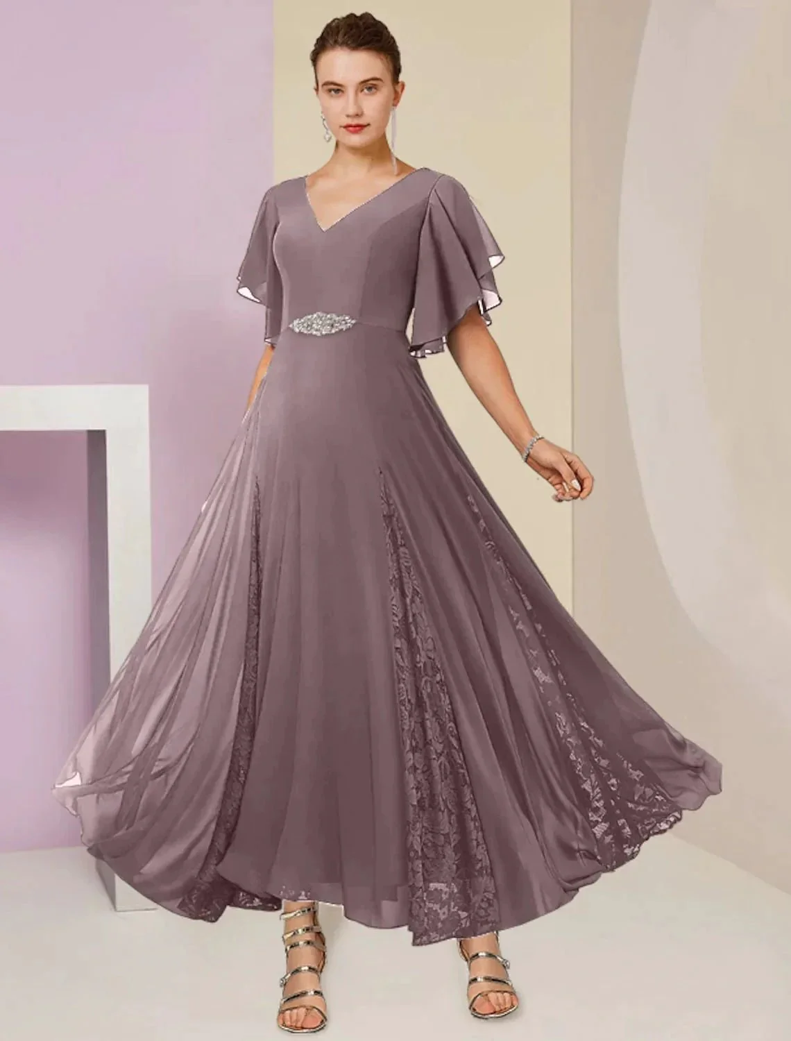 A-Line/Princess V-Neck Mother of the Bride Dresses with Applique - Image 3