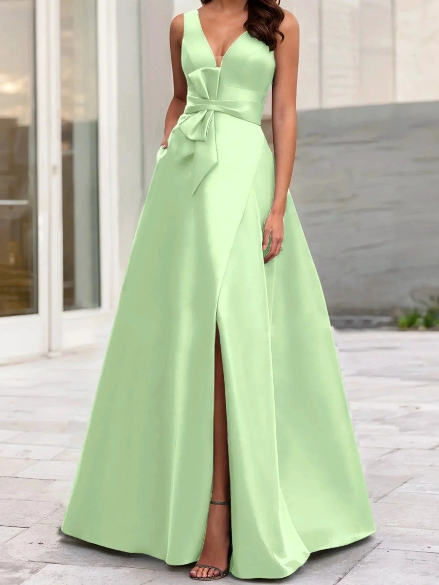 A-Line/Princess V-Neck Sleeveless  Mother Of The Bride Dresses With Split Side - Image 36