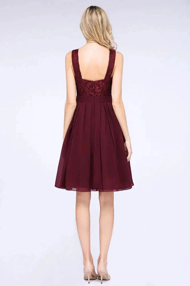 A-Line Ruffles Chiffon Lace V-Neck Evening Party Dress Sleeveless Knee-Length Homecoming Dress - Image 2