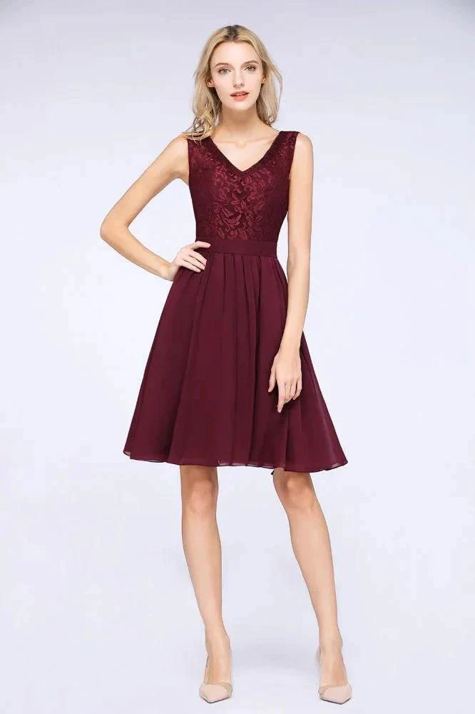 A-Line Ruffles Chiffon Lace V-Neck Evening Party Dress Sleeveless Knee-Length Homecoming Dress - Image 3
