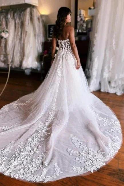 A-Line Sleeveless Floor-Length Tulle Sweetheart Wedding Dresses with Appliques - Image 3