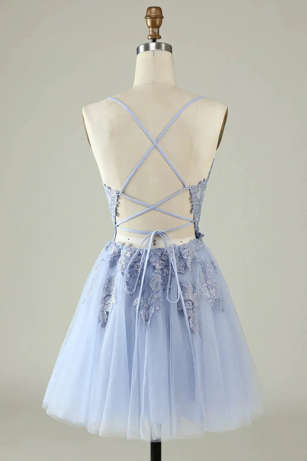 A Line Spaghetti Straps Light Purple Short Homecoming Dress with Appliques Y2671 - Image 3