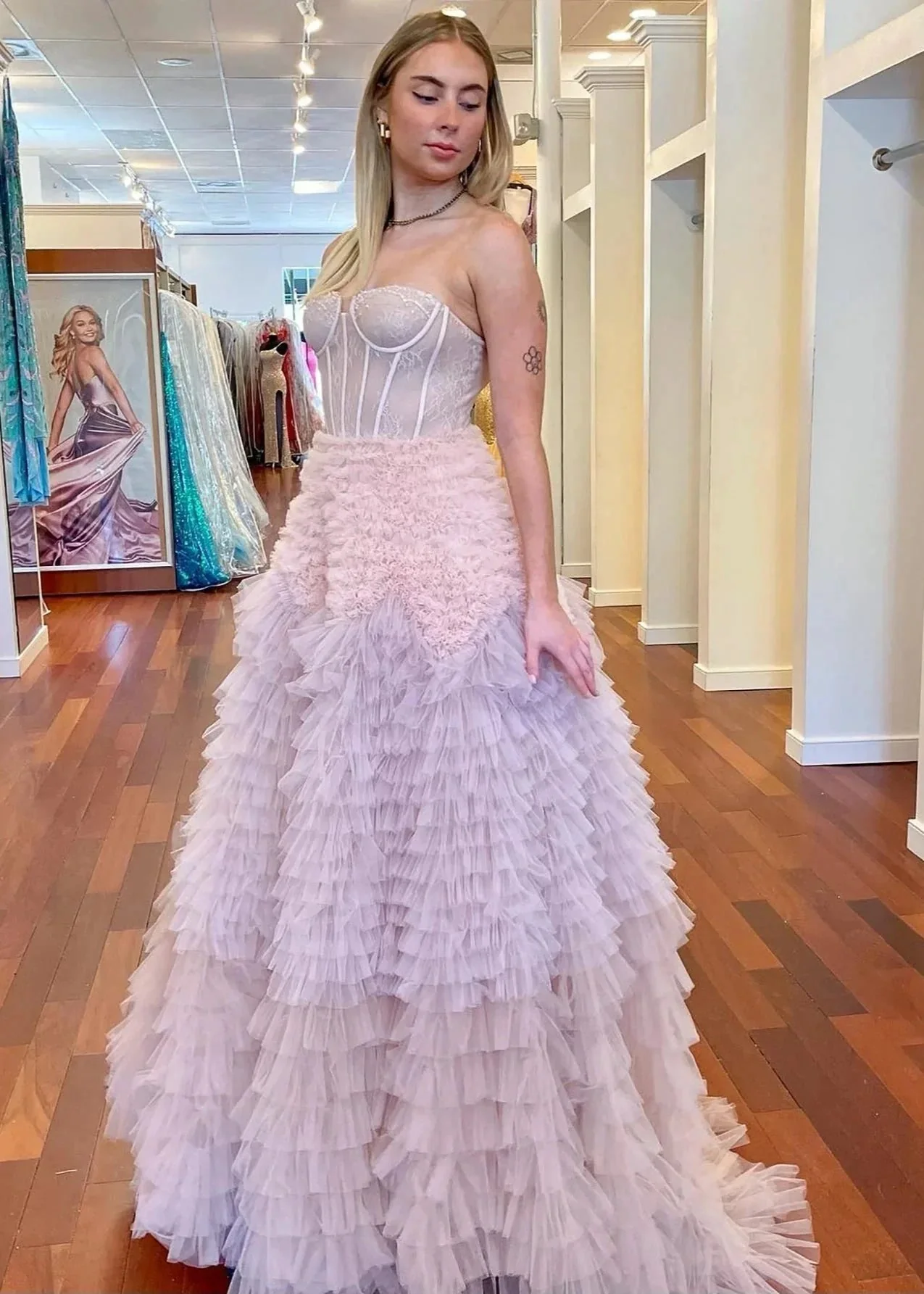 Kaia |A Line Sweetheart Tiered Ruffled Tulle Long Prom Dress - Image 4