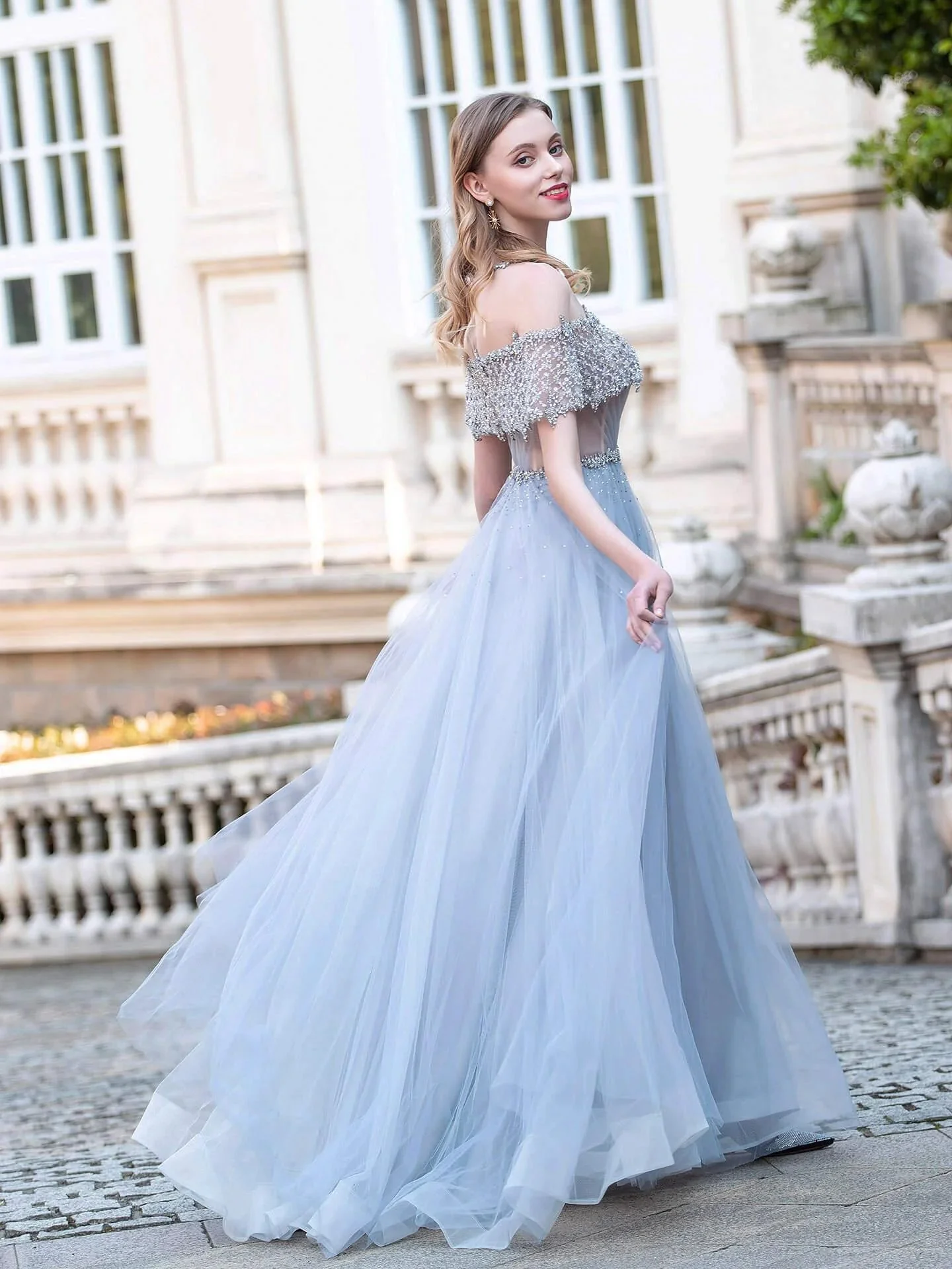 A-Line Tulle Beaded Luxurious Fashion Formal Evening Dresses Short Sleeves Floor Length Prom Dresses - Image 3