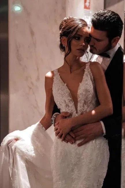 A-Line Tulle V-Neck Straps Floor-Length Stain Sleeveless Wedding Dresses with Appliques - Image 3