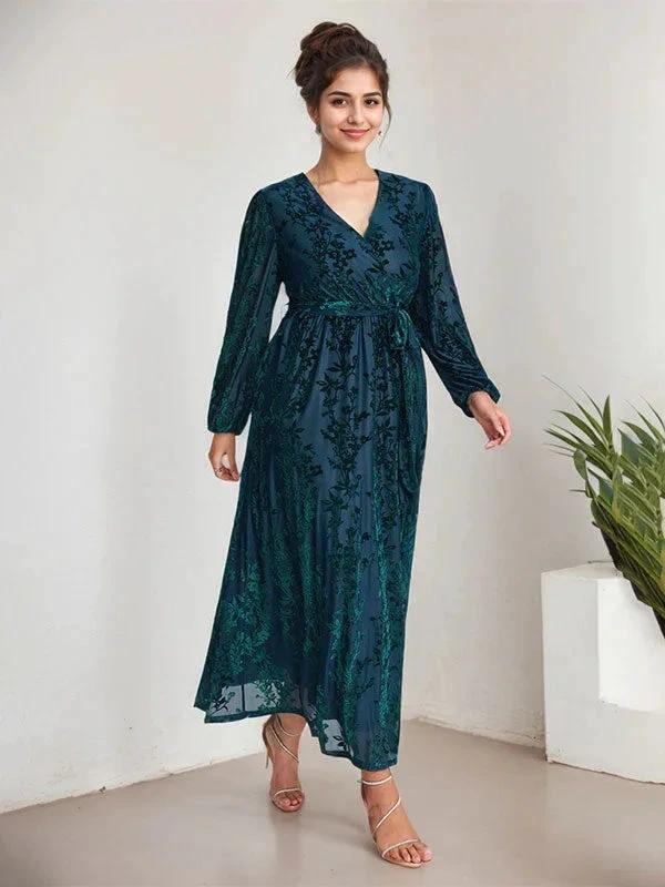 A-Line V-Neck Long Sleeves Velvet Tea-Length Mother of the Bride Dress With Split - Image 7