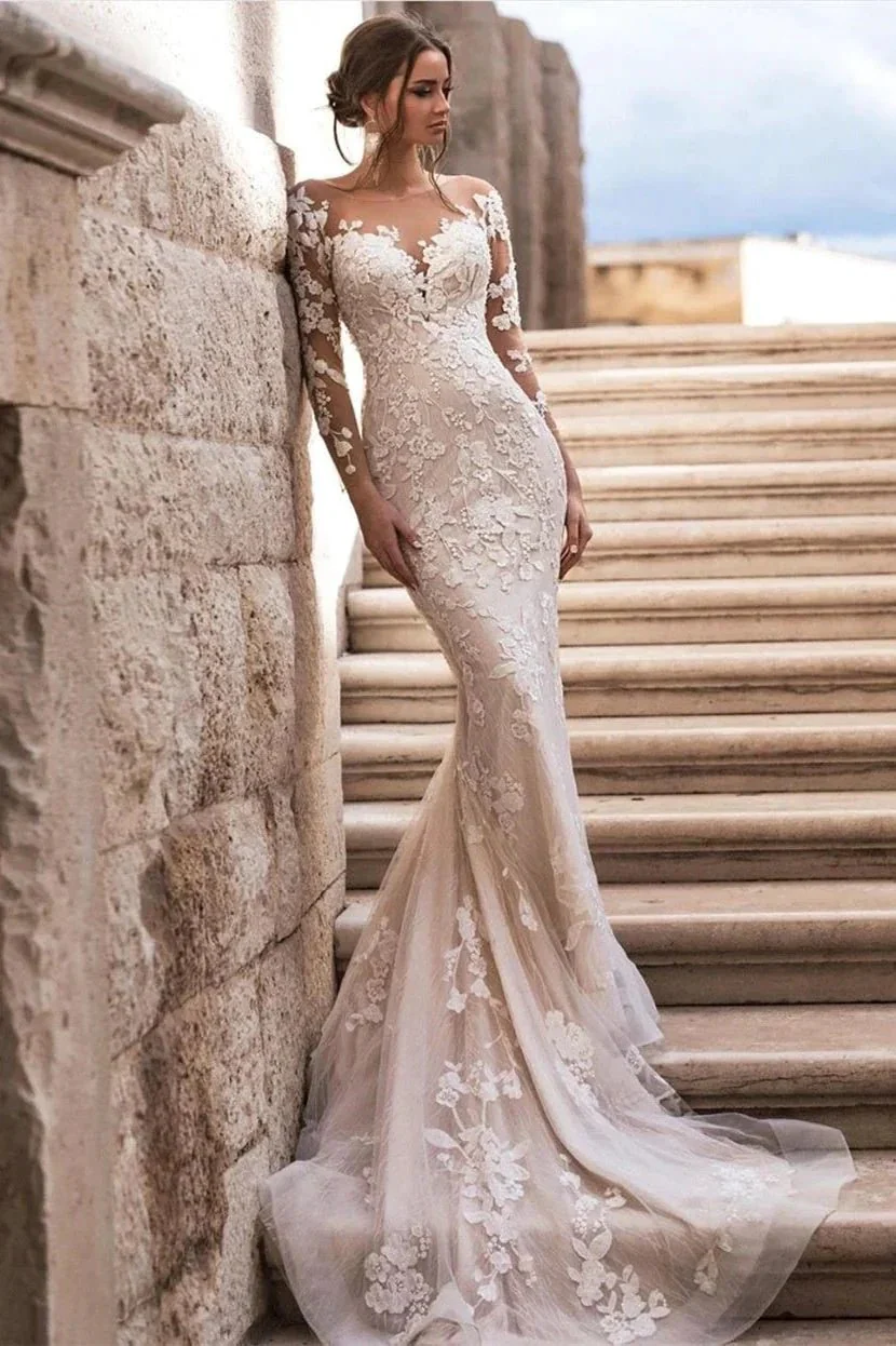 Elegant A-Line Lace Long Sleeves Wedding Dress With Detachable Train - Image 2