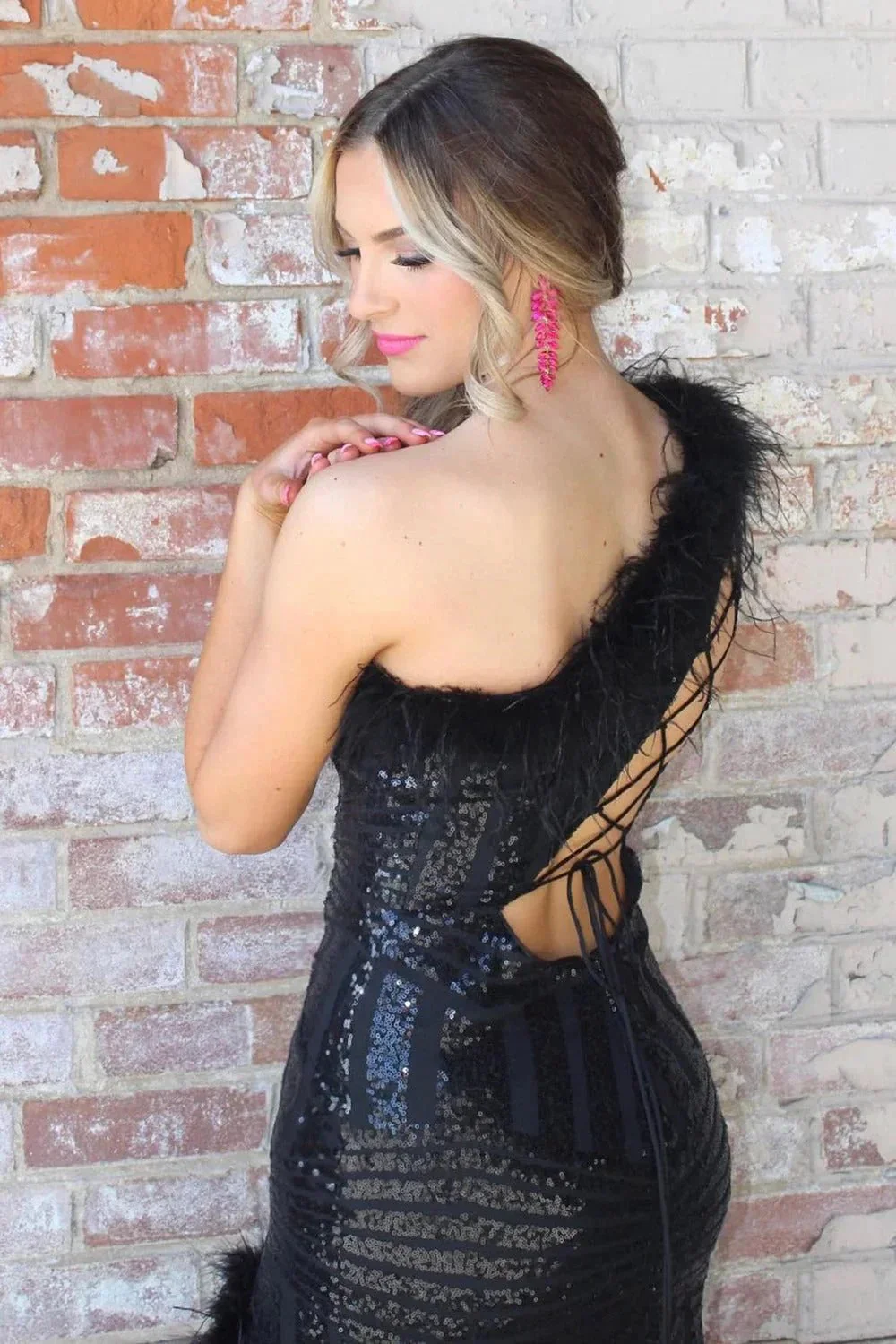 Adira | Black One Shoulder Mermaid Sequins Prom Dress With Feather - Image 2