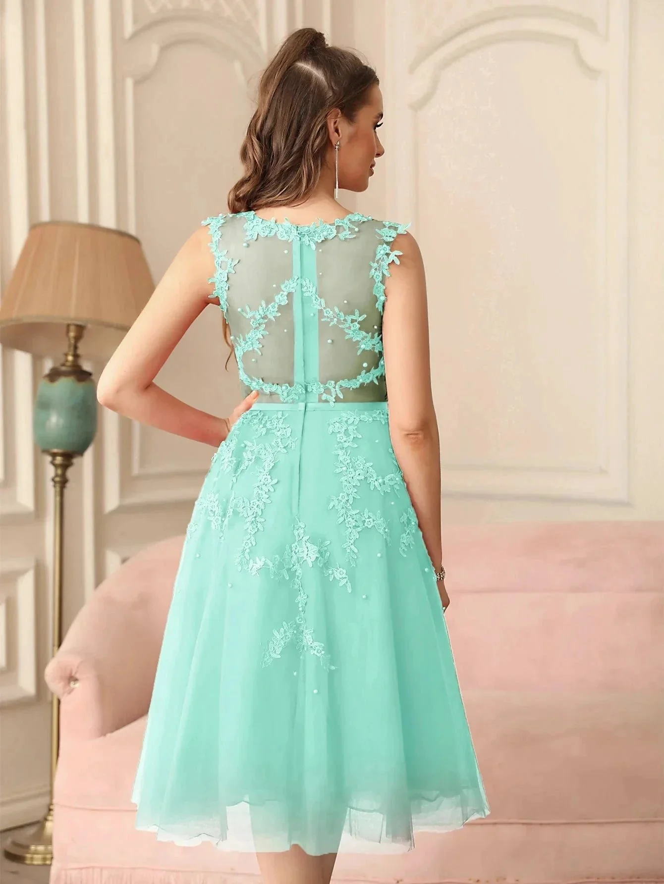Amazing A-Line Scoop Sleeveless Lace Short Bridesmaid Dresses - Image 4
