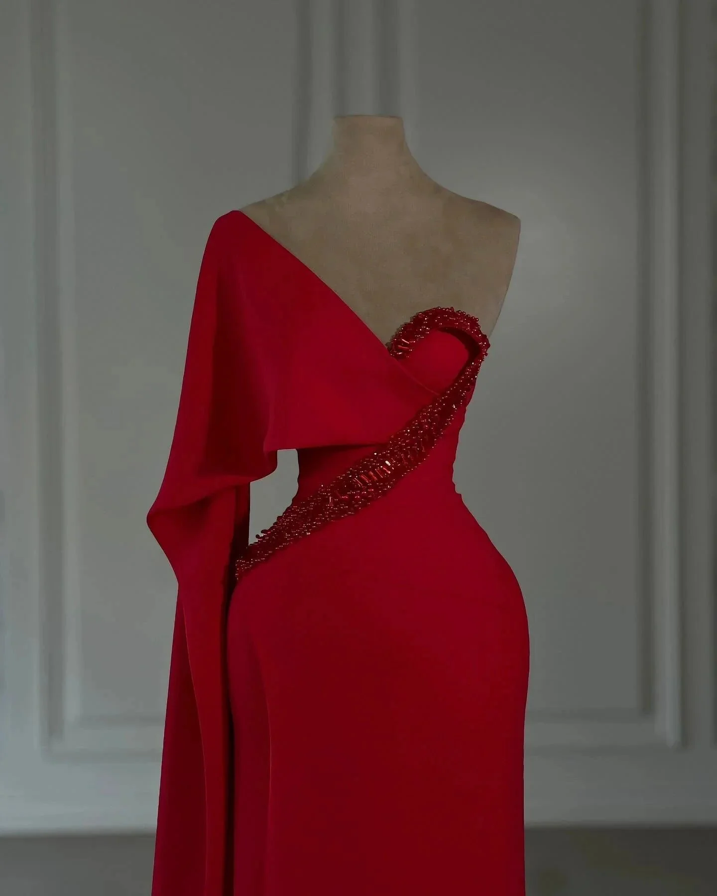 Amazing Column Chiffon One Shoulder Cap Sleeve Red Prom Dress With Rhinestone - Image 2