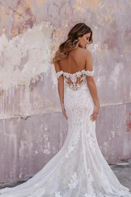 Amazing Column Lace Sweetheart Sleeveless White Wedding Dress With Appliques - Image 2