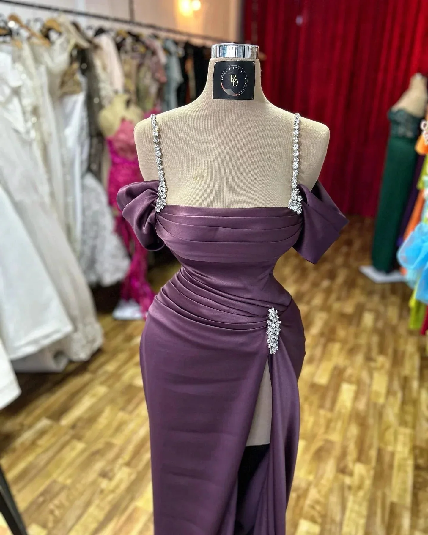 Amazing Column Spaghetti Straps Sleeveless Rhinestone Satin Split Front Prom Dress - Image 2
