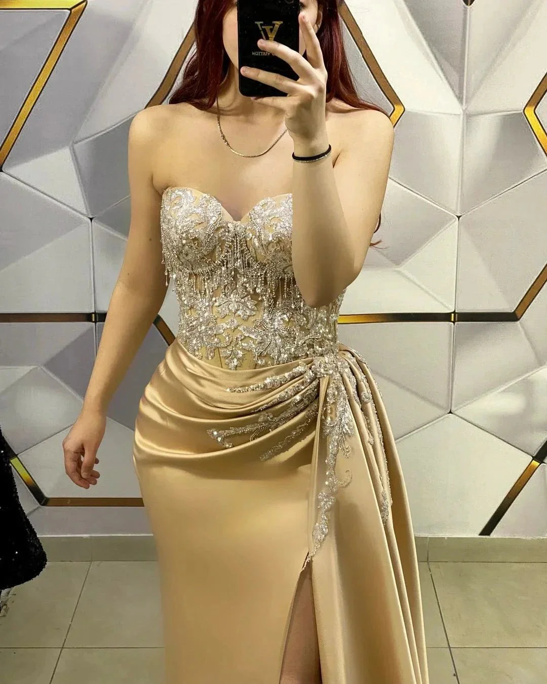 Amazing Long Champagne Sleeveless Beading Lace Prom Dress With Slit - Image 2
