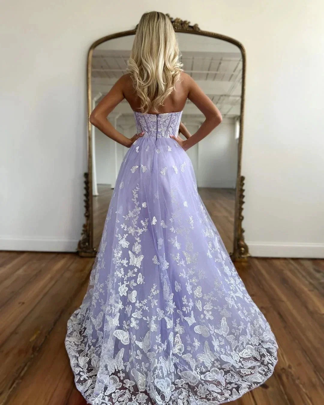 Amazing Long Lilac A-line Sweetheart Strapless Prom Dress With Lace - Image 2