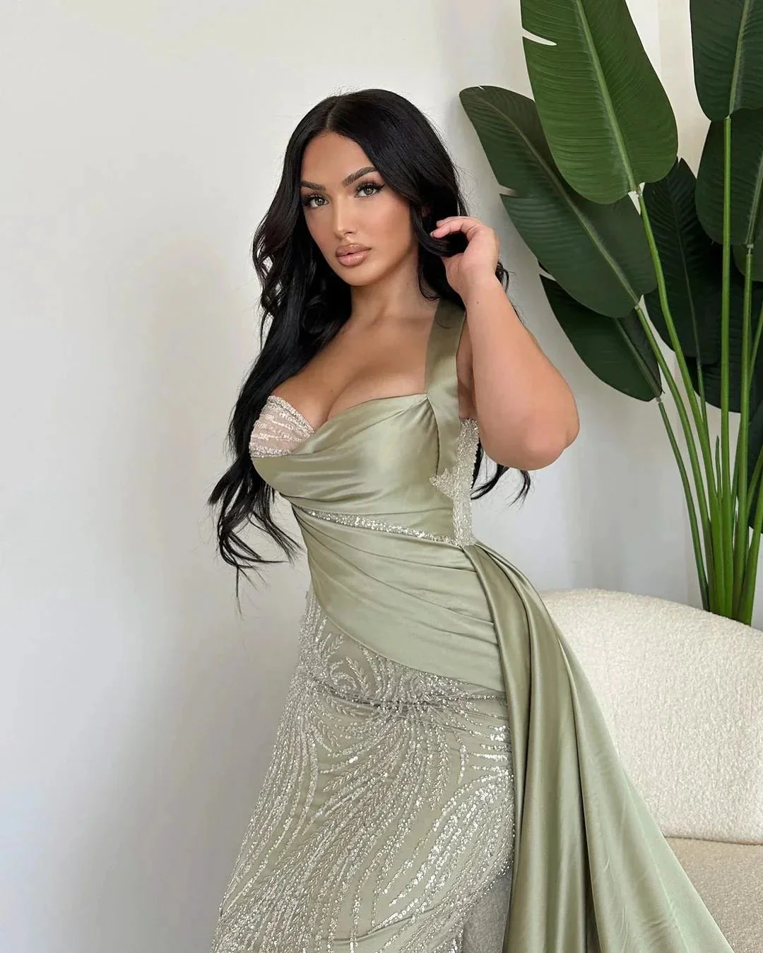 Amazing Long Mermaid Straps Lace Sequined Beading Sleeveless Prom Dress - Image 2