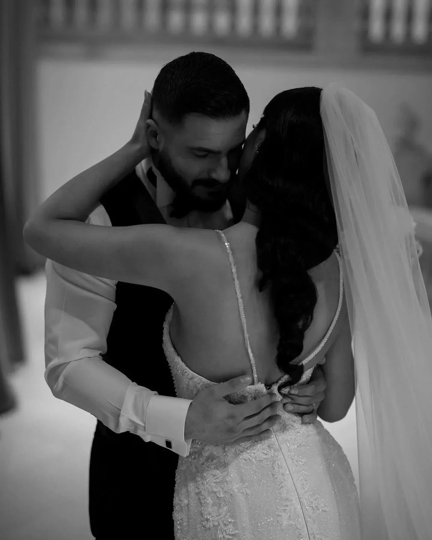 Amazing Mermaid Lace Spaghetti Straps Sleeveless White Long Wedding Dress With Appliques - Image 8