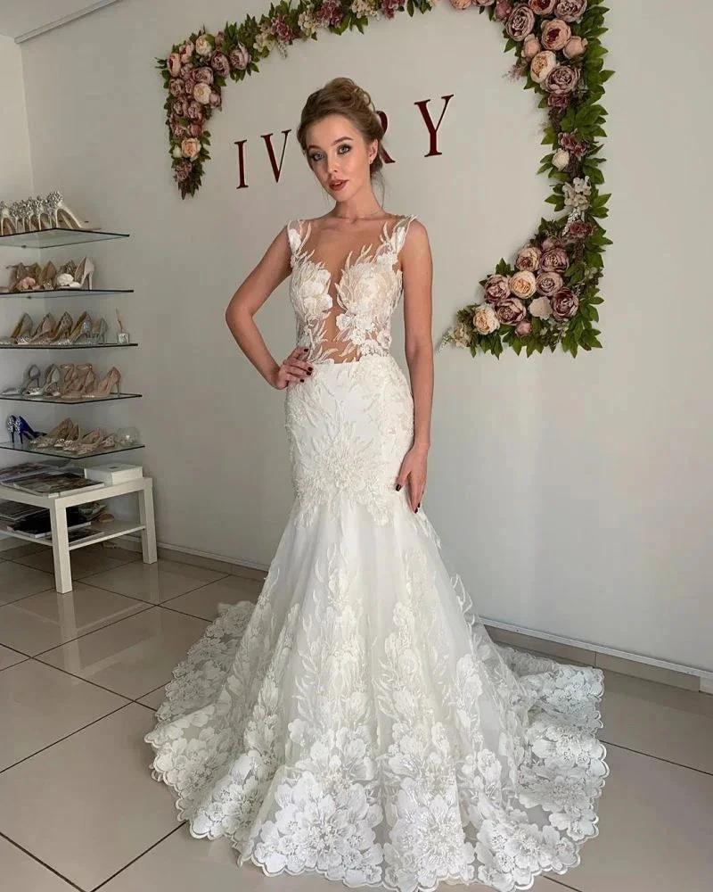 Illusion neck Lace Sleeveless Mermaid Wedding Dress - Image 3