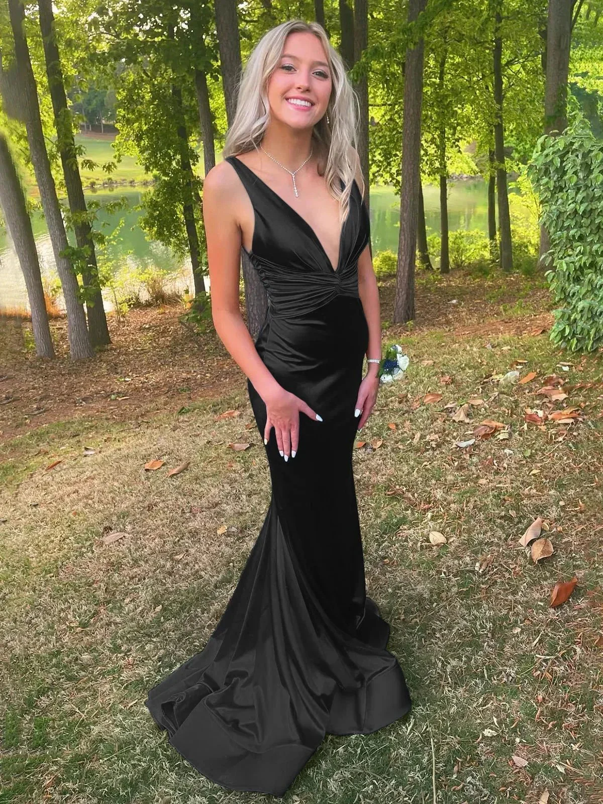 Anwea | Plunge Blue Satin Ruched Mermaid Prom Dress - Image 4