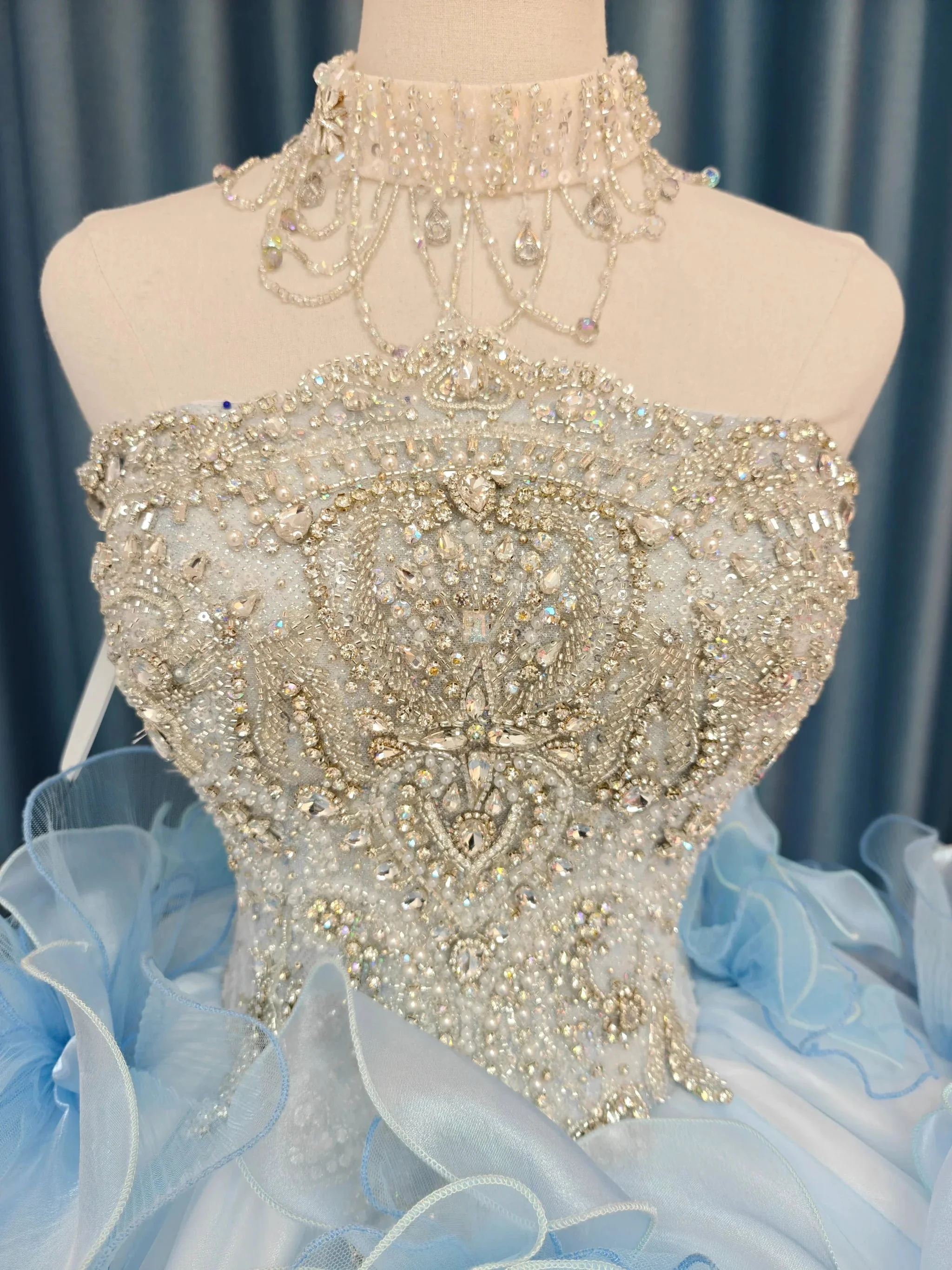 Enchanting Light Blue Strapless Ball Gown Wedding Dress with Crystal Beaded Bodice & 3D Organza Flowers Ye-2024 - Image 2