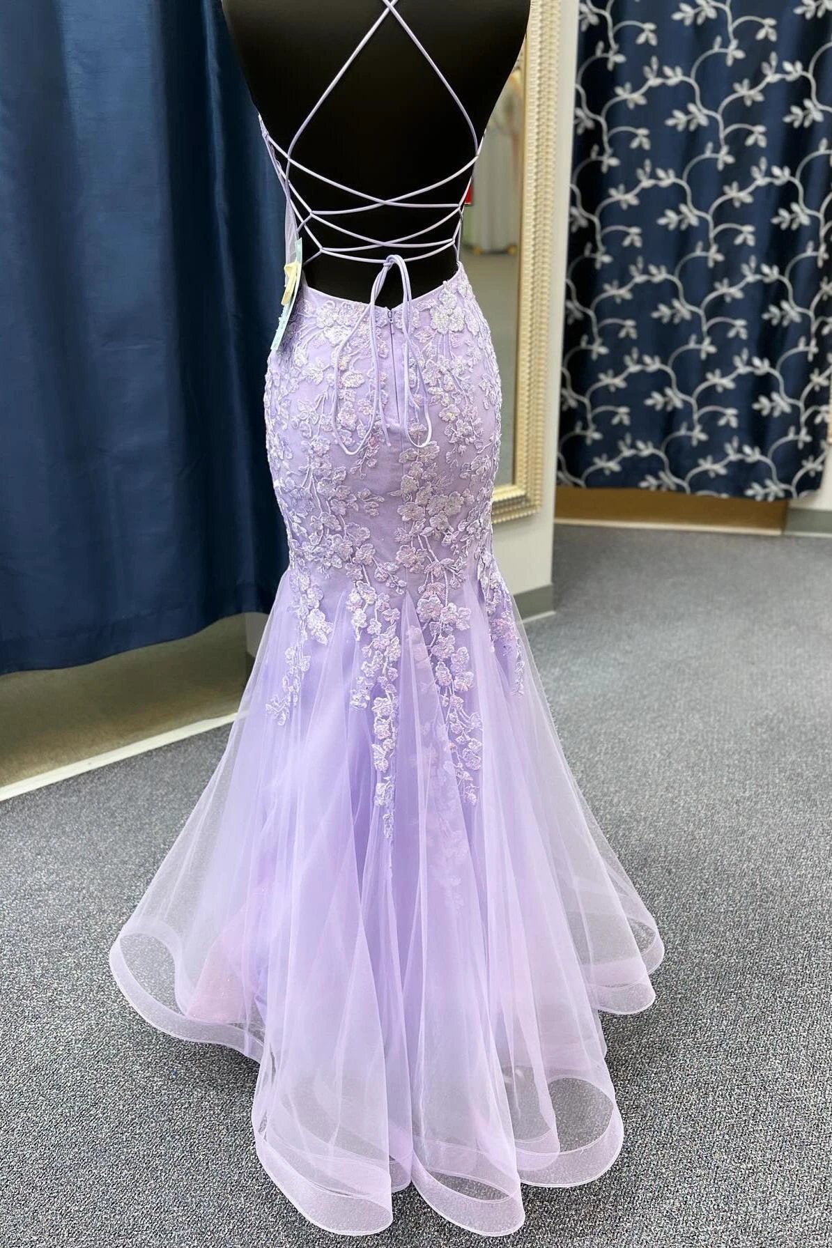 Azenor | Sage Green Spaghetti Straps Mermaid Prom Dress With Appliques - Image 5