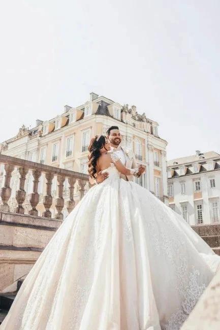Ball Gown Floor-Length Stain Long Sleeve Appliques Sweetheart Tulle Wedding Dresses with Beadings - Image 4