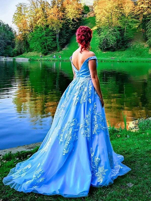 Ball Gown Sleeveless Off-the-Shoulder Applique Tulle Prom Dresses - Image 4
