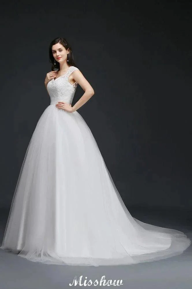 Ball Gown V-Neck Tulle Elegant Wedding Dresses with Buttons - Image 3