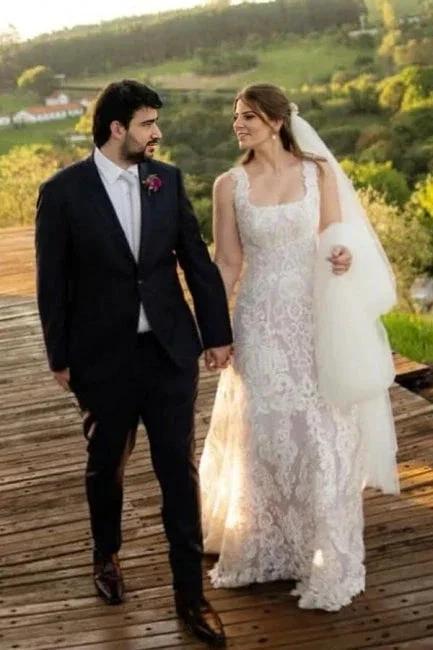 Beautiful A-Line Lace Square Sleeveless Ivory Long Wedding Dress With Appliques - Image 2