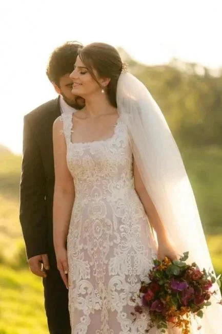 Beautiful A-Line Lace Square Sleeveless Ivory Long Wedding Dress With Appliques - Image 5