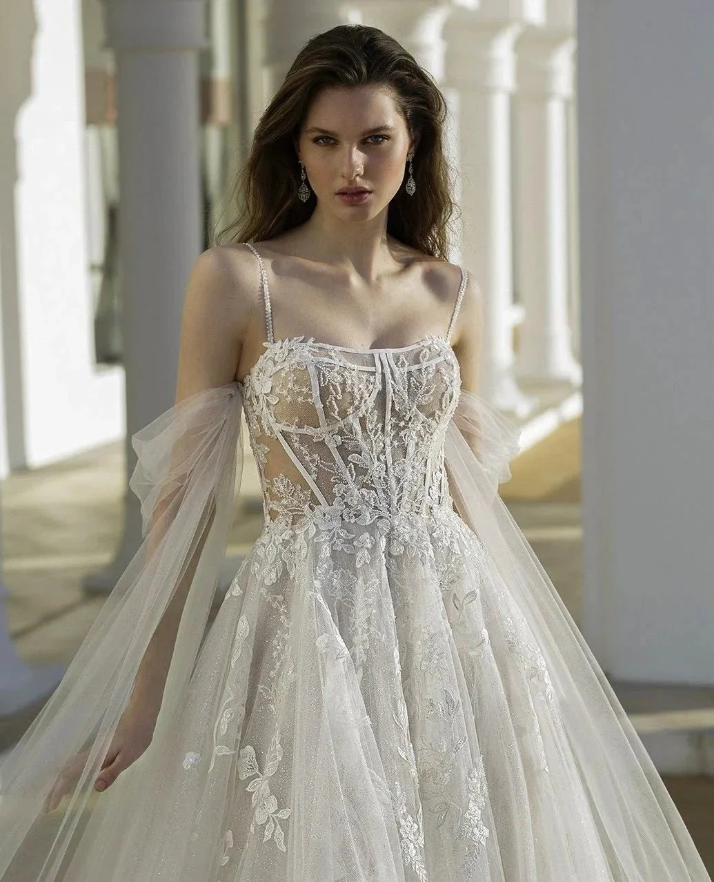 Beautiful A-Line Tulle Lace Spaghetti Straps Long Sleeve White Wedding Dresses With Appliques - Image 2