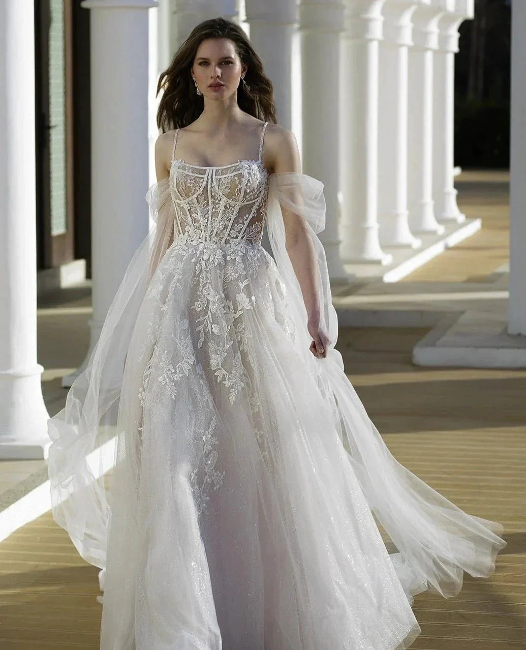 Beautiful A-Line Tulle Lace Spaghetti Straps Long Sleeve White Wedding Dresses With Appliques - Image 3