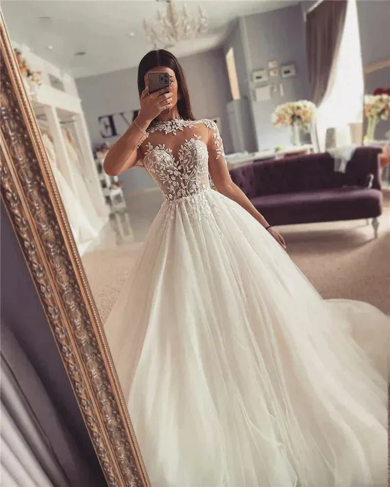 Beautiful A Line Wedding Dresses Gorgeous Lace Appliques Slimming Beautiful Fluffy Princess Style Mopping Beach Bridal Gown 2024 - Image 2