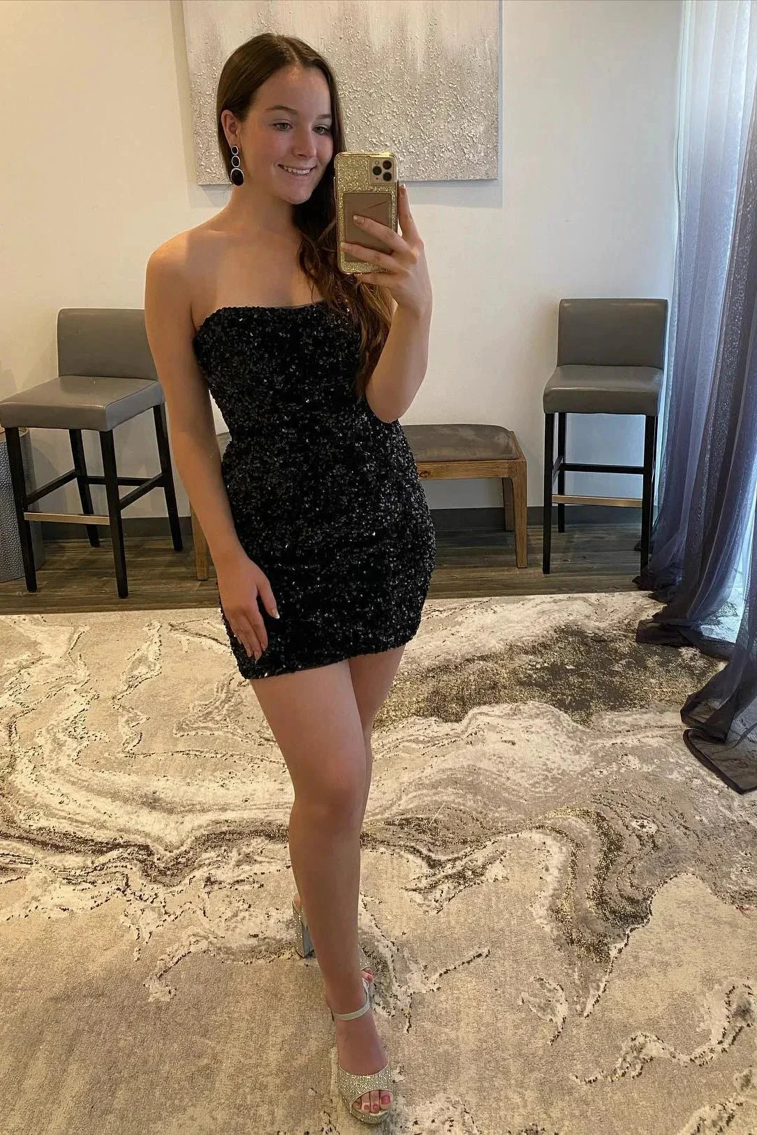 Beautiful Black Strapless Sequins Short Homecoming Dresses - Image 2