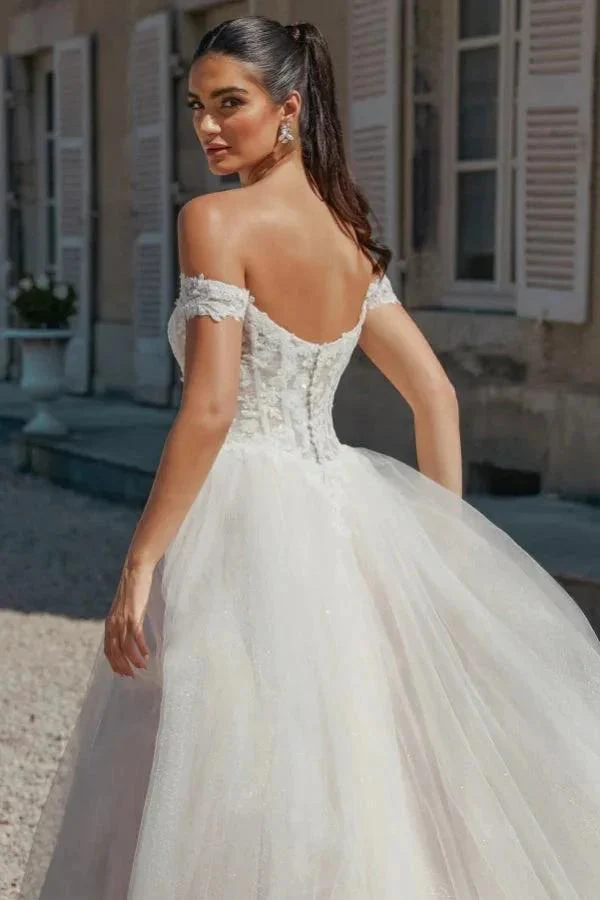 Beautiful Long A-line Off-the-shoulder Appliques Tulle Wedding Dress - Image 3