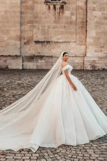 Beautiful Long A-Line Off-the-shoulder Sleeveless Wedding Dresses with Lace - Image 4