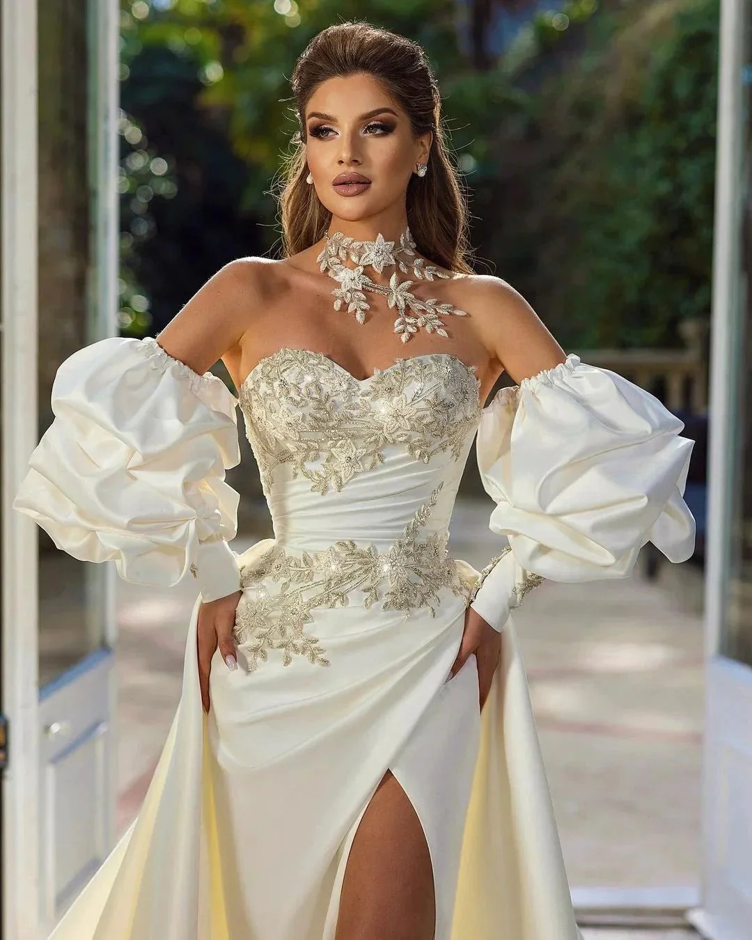 Beautiful Long A-Line Sleeveless Strapless Satin Wedding Dresses With Applique - Image 2
